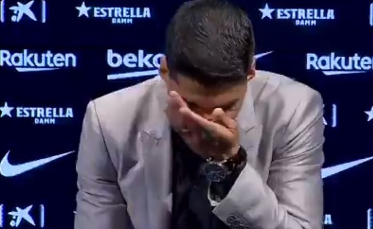 La emoción de Luis Suárez en su despedida del Barcelona