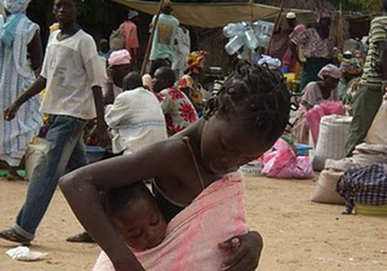 Las tasas de analfabetismo: 48,9% en los hombres y 70,8% en las mujeres.