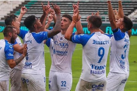 Varios chicos surgido en el Tomba dejaron su mensaje en las redes. Varios chicos surgido en el Tomba dejaron su mensaje en las redes.