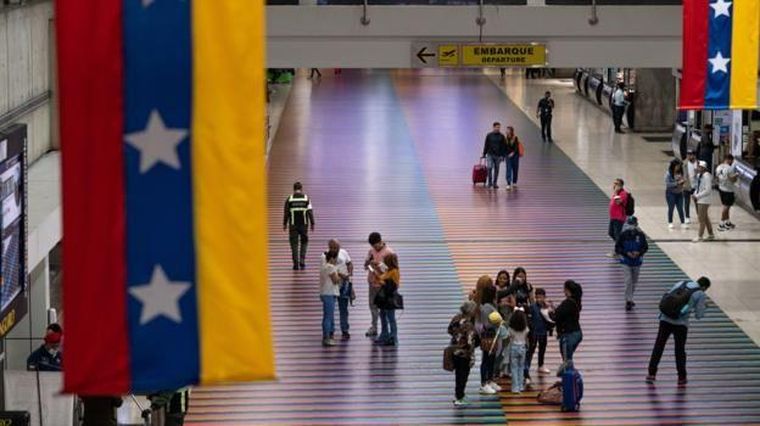 La operación contra Venezuela estuvo precedida de avisos de la FAA.