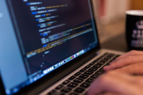 Eliminó a su empresa al poner un código erróneo