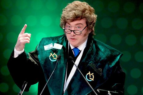 la imagen de javier milei se derrumba y preocupa en los pasillos de casa rosada