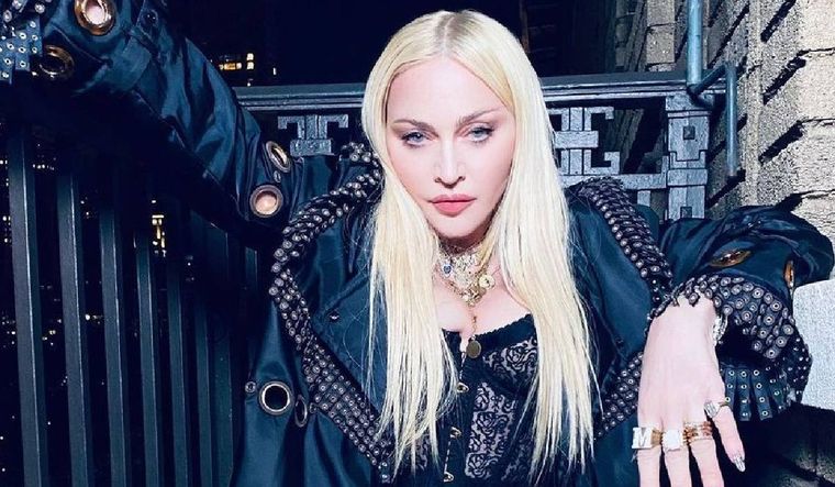 Madonna se dirigió por primera vez hacia sus fans luego de haber salido de la internación.