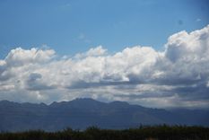 Siguen los días nublados en la provincia. Foto: Rodrigo DAngelo / MDZ