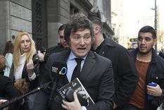 Milei apuntó hacia el modelo de financiamiento de otros candidatos. Foto: Telam