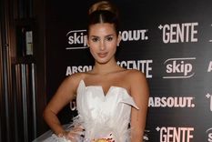 Julieta Poggio deslumbra con un vestido nupcial en un evento del Día del Orgullo Foto: Instagram