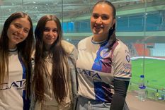 Novias de jugadores, fútbol y moda, todo en una misma cancha. ¡Mirá qué lookazos tienen ellas! Foto: Mdz estilo