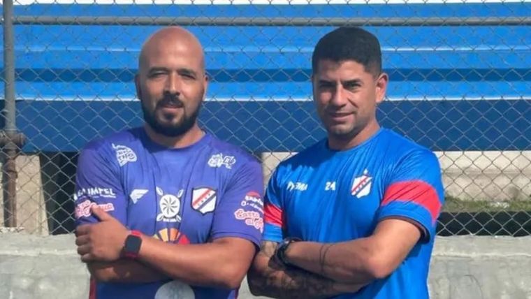 Escándalo en el Ascenso: Carlos Loto y Claudio Contreras, la dupla técnica acusada de estar involucradas en apuestas deportivas.&nbsp;