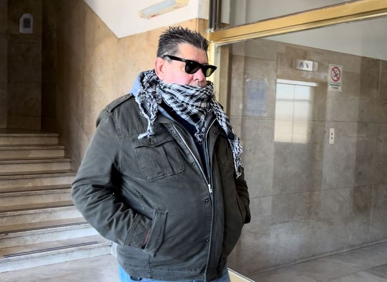 Daniel Rodríguez entrando a declarar Foto: MDZ