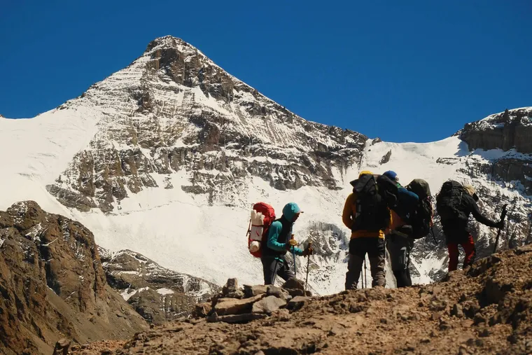 Los veteranos hicieron cumbre en el Aconcagua antes de los esperado. Los veteranos hicieron cumbre en el Aconcagua antes de los esperado.