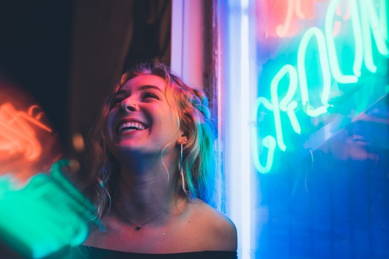 Tienes que hacer las cosas de una manera distinta Escorpio, a conectar con la locura de la vida. Foto: Unsplash