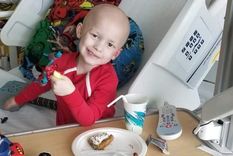 La conmovedora historia de Garrett Matthias, el niño que escribió su propio obituario antes de morir de cáncer