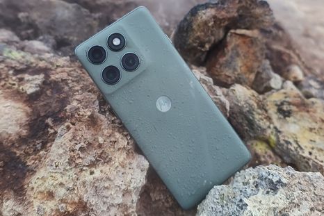 El Motorola edge 60 pro acompañado por Henry von Wartenberg en Islandia. El Motorola edge 60 pro acompañado por Henry von Wartenberg en Islandia.