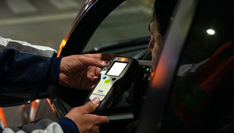 Los choferes profesionales tienen que dar cero en cualquier lugar del país Foto: Gobierno