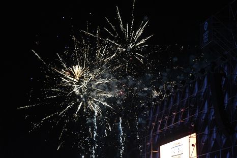 Para recibir los fuegos artificiales bailando, estas son las fiestas habilitadas para celebrar Navidad y Año Nuevo en Mendoza.
