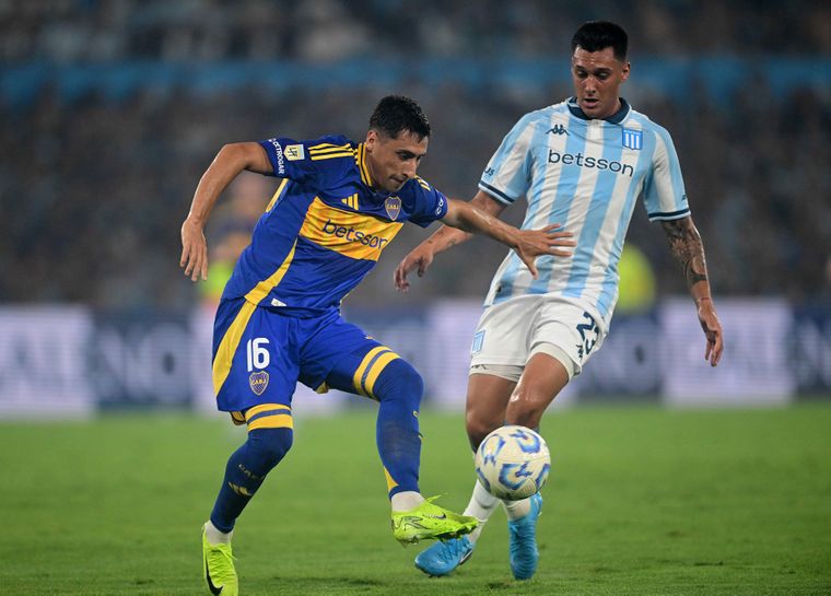 Boca y Racing se enfrentarán este sábado en la Bombonera.