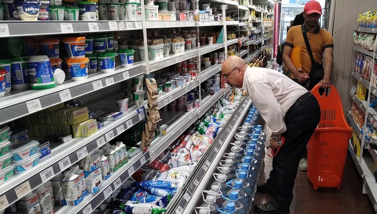 Cambios en los hábitos de consumo por la situación económica y política del país. Foto: NA