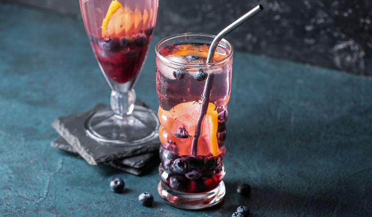 Cómo hacer limonada con arándanos casera
