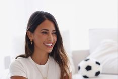 Apuesta por los jeans cargo usando como ejemplo el look de Antonela Roccuzzo Foto: Instagram