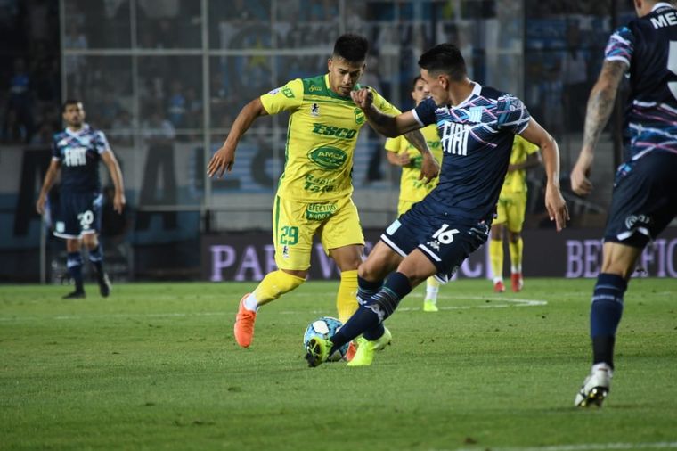 Racing Defensa Racing empató y no pudo ser líder Foto: Prensa DyJ