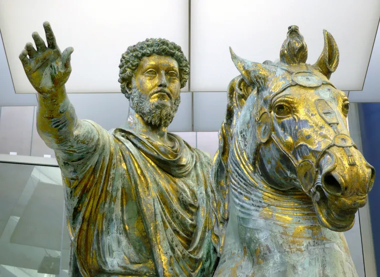 Marco Aurelio dej&oacute; una frase que obliga a pensar c&oacute;mo usamos el tiempo y en qu&eacute; gastamos la energ&iacute;a.