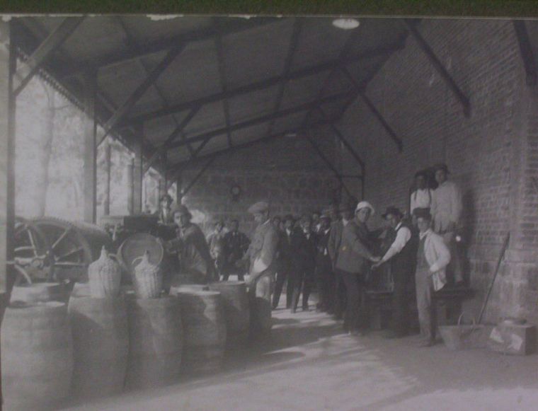 En La Enoteca funcionaba la Escuela Nacional de Vitivinicultura entre 1897 y 1939.