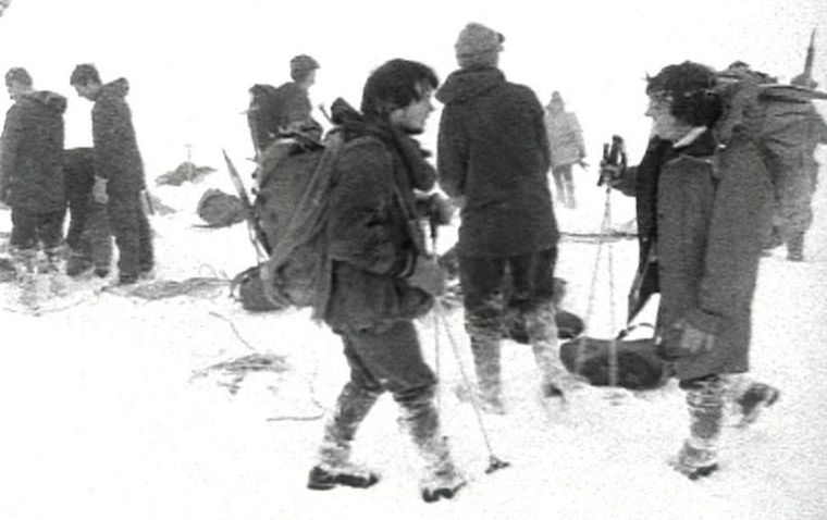 El equipo de rescate salió a pie con poca visibilidad  Foto: CAIRNGORM MOUNTAIN RESCUE