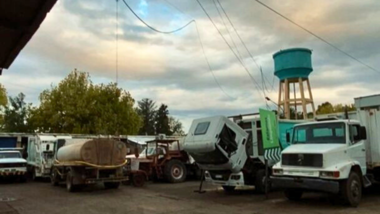 San Carlos trabaja en la renovación histórica de su parque automotor.