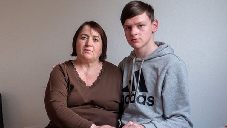 Sasha, el hijo de Tetyana Kraynyuk, fue uno de los 13 estudiantes que fueron secuestrados por las fuerzas rusas en septiembre pasado de una escuela en Ucrania.