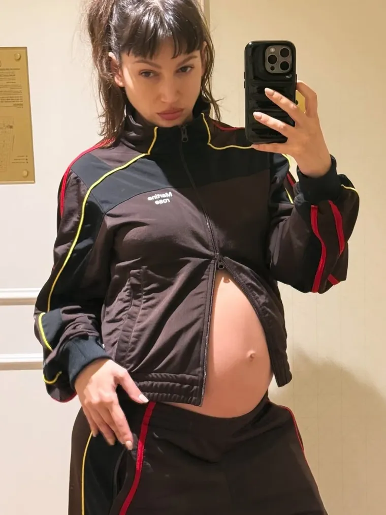 Úrsula Corberó compartió imágenes de su embarazo en redes sociales. Úrsula Corberó compartió imágenes de su embarazo en redes sociales.