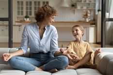 También recomiendan la meditación en niños. Foto: Shutersttock