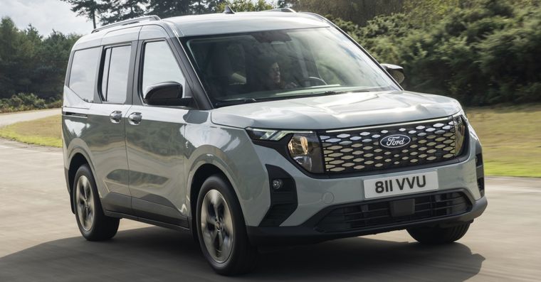 Así es el nuevo Ford E-Tourneo Courier Foto: Ford