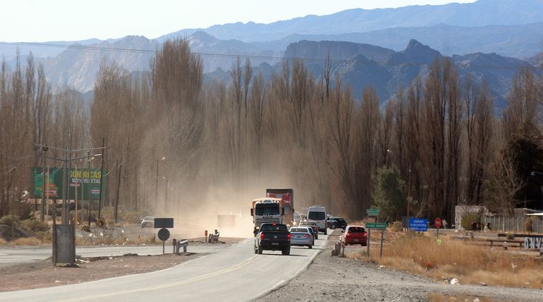 El viento Zonda en Mendoza afecta a distintas zonas. Foto: ALF PONCE MERCADO / MDZ