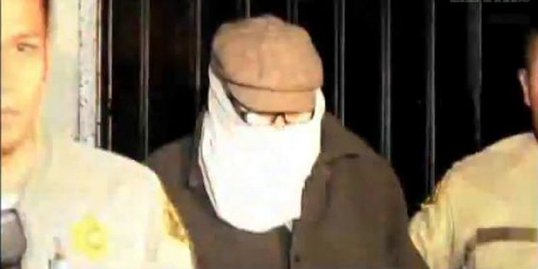 Imagen de video de Nakoula arrestado. Foto: Video