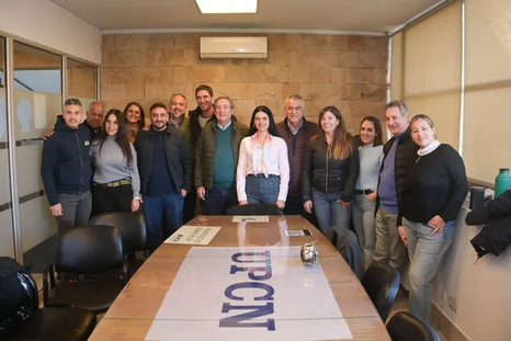 Las elecciones municipales dejaron a un sector como claro ganador dentro de la interna del PJ mendocino. Las elecciones municipales dejaron a un sector como claro ganador dentro de la interna del PJ mendocino.