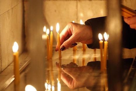 Los conversos del islam al cristianismo son considerados apóstatas en Irán, donde son frecuentemente perseguidos, interrogados y hasta encarcelados.