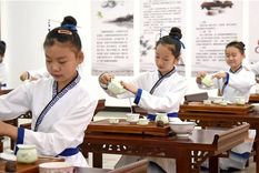 Las ceremonias y las prácticas ritualistas convencen a nuestros cerebros de la constancia y predictibilidad, ayudando a defender contra la ansiedad. Foto: GETTY IMAGES