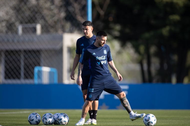 Lionel Messi en el entrenamiento de la Selección Foto: @Argentina