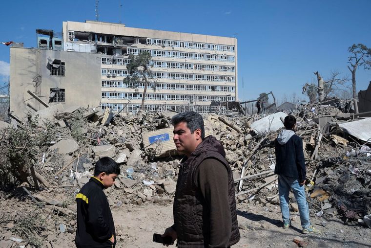 Estados Unidos ha llevado la devastación al suelo de Irán, Teherán es la prueba. Foto Efe