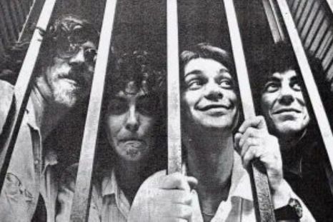 La música como memoria y como crítica en épocas de dictadura militar. La música como memoria y como crítica en épocas de dictadura militar.