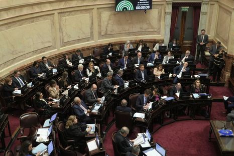 El Senado tratará la Ley de inviolabilidad de la propiedad privada este jueves. El Senado tratará la Ley de inviolabilidad de la propiedad privada este jueves.