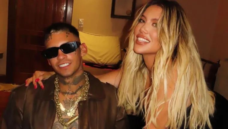 Al cantante le consultaron si había alguna posibilidad de reconciliarse con la modelo y él fue tajante a la hora de responder. Al cantante le consultaron si había alguna posibilidad de reconciliarse con la modelo y él fue tajante a la hora de responder.