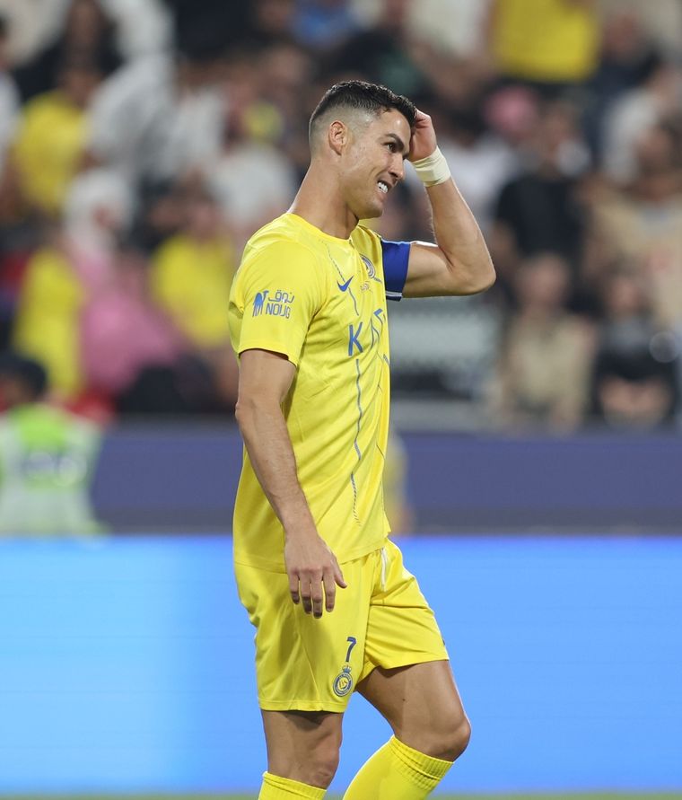 El Bicho vio la tarjeta roja en la eliminación de su equipo. Foto: EFE