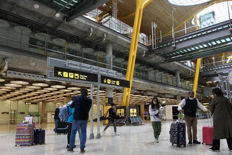 Muchas aerolíneas que operan rutas entre Argentina y España ya ofrecen pasajes a quienes estén vacunados con Sputnik