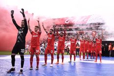 Independiente y un explosivo tuit contra Racing y el arbitraje Foto: Independiente Independiente y un explosivo tuit contra Racing y el arbitraje Foto: Independiente