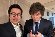 Javier Milei junto a Julian Peh, cofundador de KIP Protocol, la empresa detrás del escándalo. Foto: Archivo