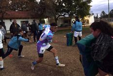 Los Cuyis entrenando en el Liceo Rugby Club.