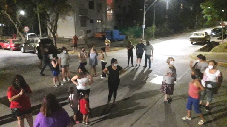 Cansados Los vecinos dicen que llaman al 911 y no mandan patrullas.