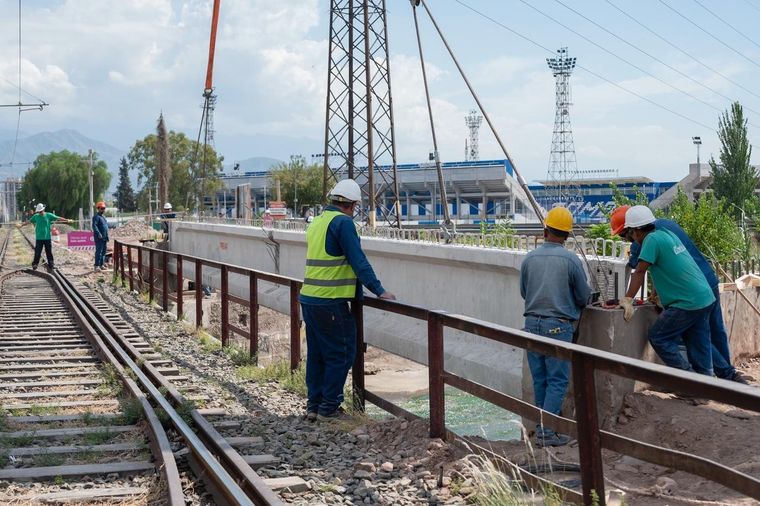 La intervención contempla la ejecución de un nuevo puente.
