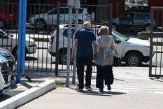 Jubilados y pensionado siguen esperando que haya una recomposición de sus ingresos. Los cambios en la fórmula de movilidad jubilatoria no entusiasman a la clase pasiva. Foto: ALF PONCE MERCADO / MDZ